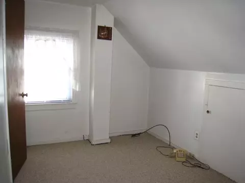 321 Giles Ave, Middlesex, NJ 08846 photo 13