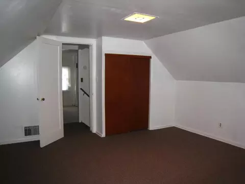 321 Giles Ave, Middlesex, NJ 08846 photo 12