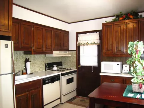 321 Giles Ave, Middlesex, NJ 08846 photo 5