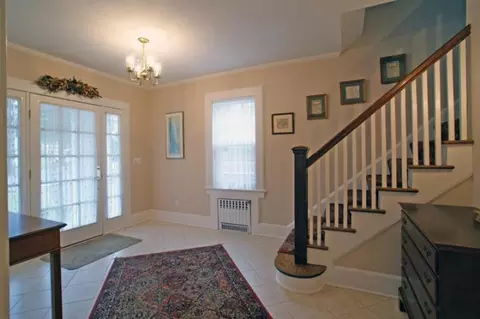 59 Maple St, Millburn, NJ 07041 photo 2