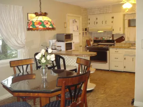 86 Dora Ave, Waldwick, NJ 07463 photo 5
