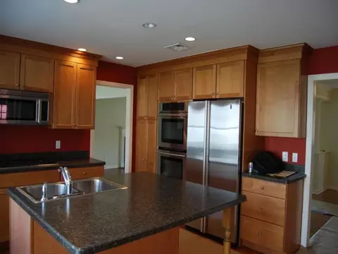 268 Oakwood Dr, Paramus, NJ 07652 photo 8