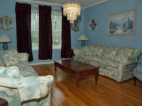 697 Curtis Ave, Edison, NJ 08820 photo 7