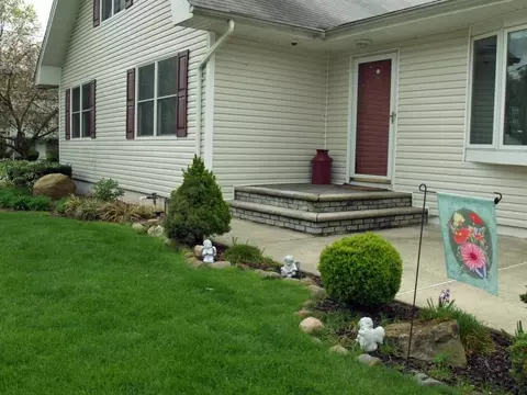 697 Curtis Ave, Edison, NJ 08820 photo 3