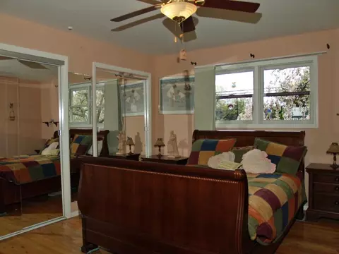 697 Curtis Ave, Edison, NJ 08820 photo 16