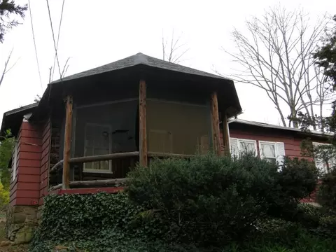 12 Mountain Rd, Wayne, NJ 07470 photo 2