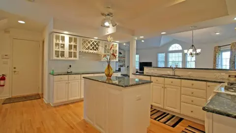 22 Madison Ave, Summit, NJ 07901 photo 8