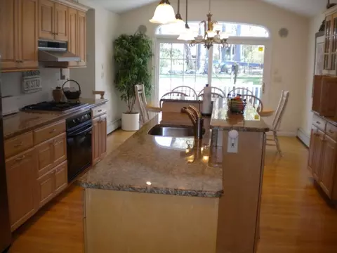 57 Mandon Dr, Wayne, NJ 07470 photo 4