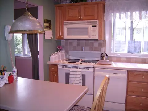 65 Conner Ave, Edison, NJ 08817 photo 4