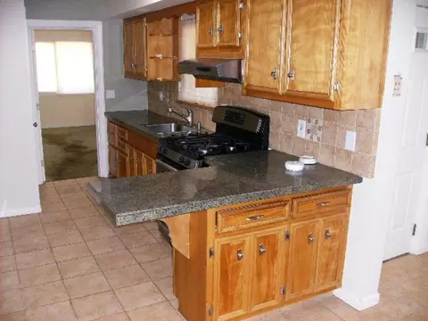 16 Michael Dr, Wayne, NJ 07470 photo 5