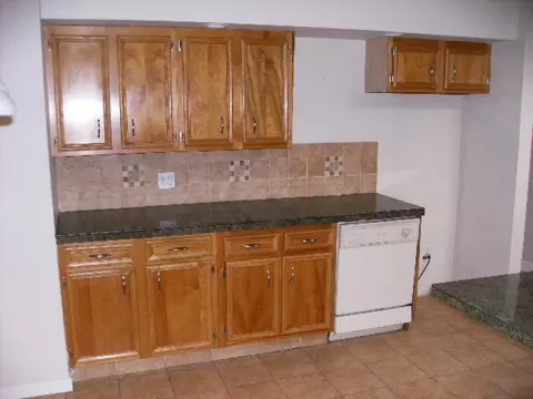 16 Michael Dr, Wayne, NJ 07470 photo 6