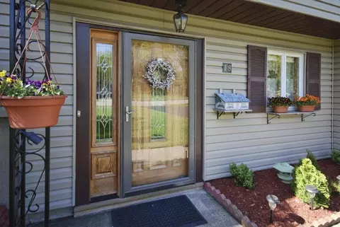 18 Ackerman St, Waldwick, NJ 07463 photo 2