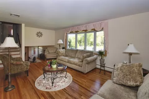 18 Ackerman St, Waldwick, NJ 07463 photo 4
