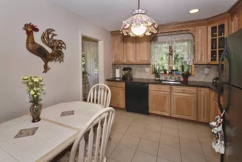 18 Ackerman St, Waldwick, NJ 07463 photo 7