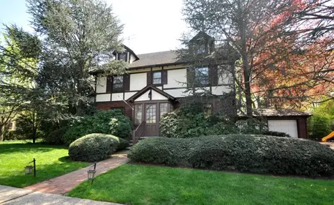 2 Oakland Pl, Summit, NJ 07901 photo 1