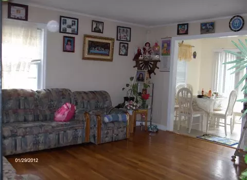 253 Greenbrook Rd, North Plainfield, NJ 07060 photo 3