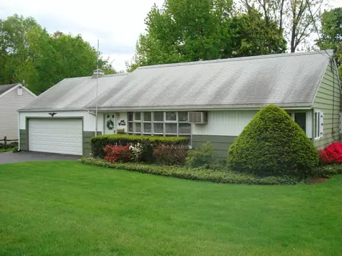 428 E Ridgewood Ave, Paramus, NJ 07652 photo 1