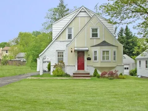 46 Broad Ave, Paramus, NJ 07652 photo 1
