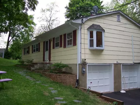 36 Upper Skillman St, Hampton, NJ 08827 photo 2