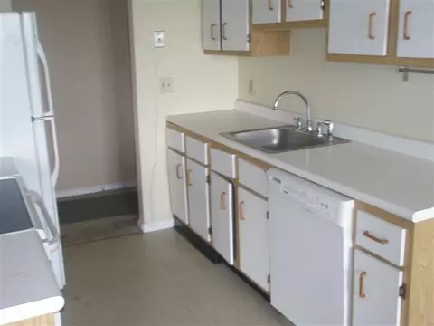 272 Kipp St #3L, Hackensack, NJ 07601 photo 3