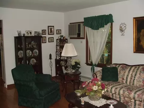 21 Alps Rd, Wayne, NJ 07470 photo 2