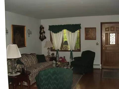 21 Alps Rd, Wayne, NJ 07470 photo 3