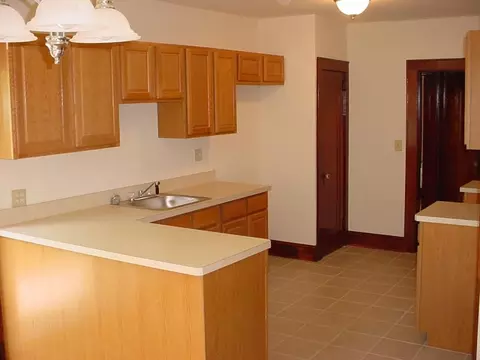 511 Riverside Dr, Wayne, NJ 07470 photo 4