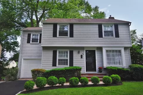 52 Colfax Rd, Springfield, NJ 07081 photo 1