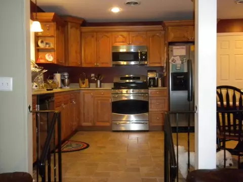 1 Shadowlawn Dr, Springfield, NJ 07081 photo 2