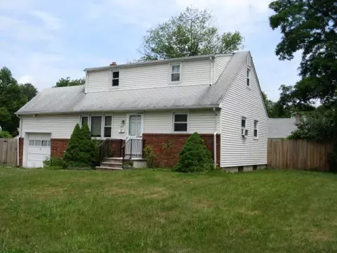 420 2nd St, Middlesex, NJ 08846 photo 1