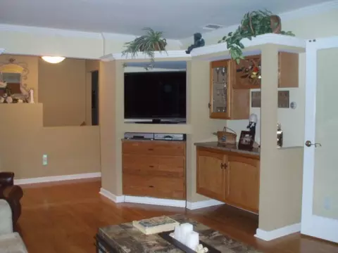 7 Whipple Rd, Wayne, NJ 07470 photo 4