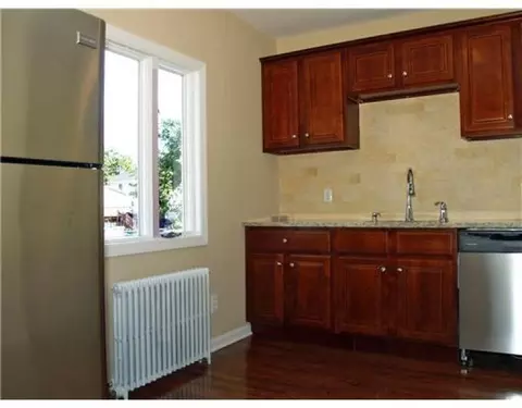 76 S Robert St, Sewaren, NJ 07077 photo 6