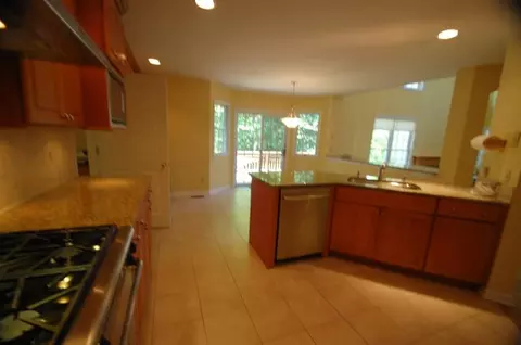 38 Baldwin Dr, Berkeley Heights, NJ 07922 photo 9