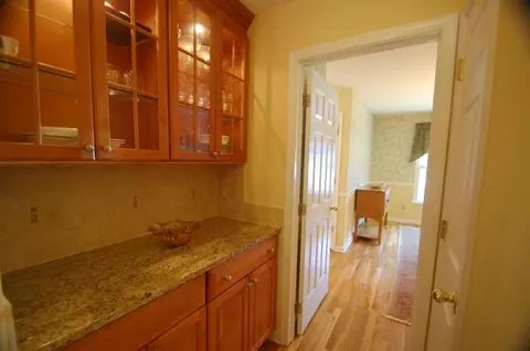 38 Baldwin Dr, Berkeley Heights, NJ 07922 photo 11