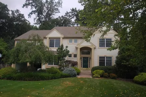 38 Baldwin Dr, Berkeley Heights, NJ 07922 photo 1