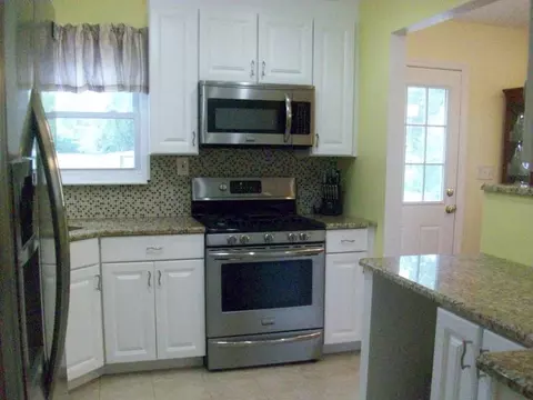 256 Perry St, Dover, NJ 07801 photo 2