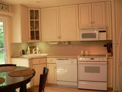 7 Knight Rd, Wayne, NJ 07470 photo 2