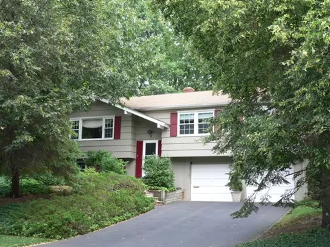 7 Knight Rd, Wayne, NJ 07470 photo 1