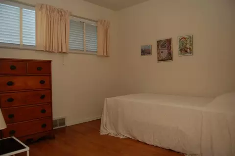 260 Concord Dr, Paramus, NJ 07652 photo 8