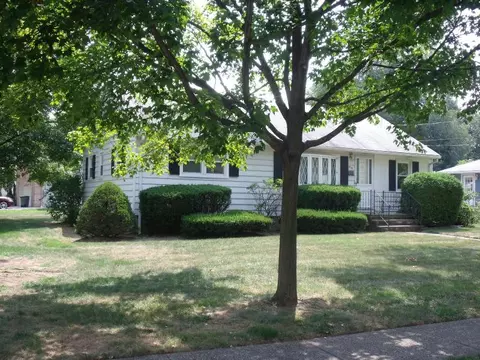 68 Birchwood Rd, Paramus, NJ 07652 photo 1