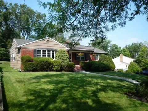 12 Rigby Ct, Wayne, NJ 07470 photo 3