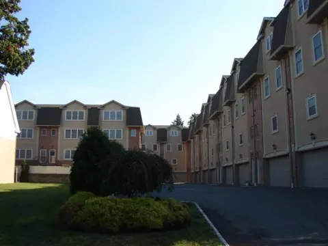 308 Hamilton Pl #6, Hackensack, NJ 07601 photo 1