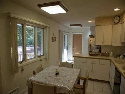 67 Surrey Dr, Wayne, NJ 07470 photo 8