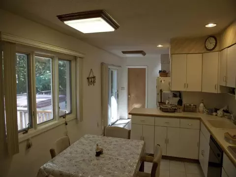 67 Surrey Dr, Wayne, NJ 07470 photo 10