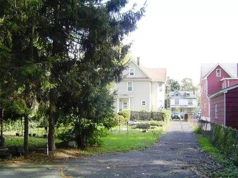 31 Jackson Ave, North Plainfield, NJ 07060 photo 10
