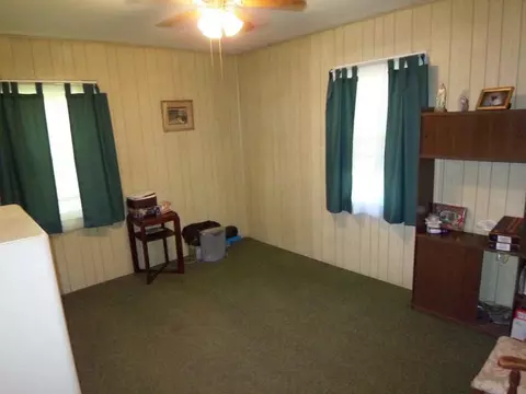 74 Dawn Dr, Clark, NJ 07066 photo 6
