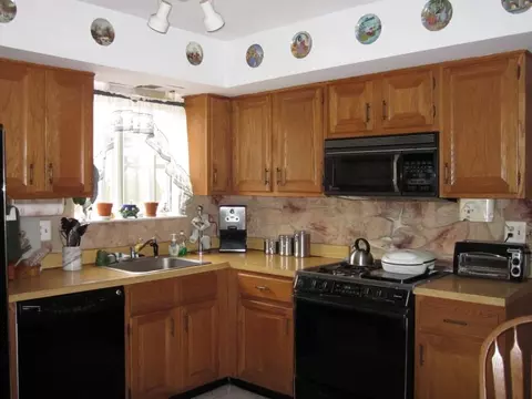 67 Wintergreen Ave E, Edison, NJ 08820 photo 9