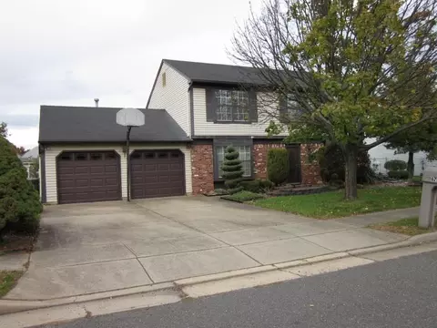 67 Wintergreen Ave E, Edison, NJ 08820 photo 1