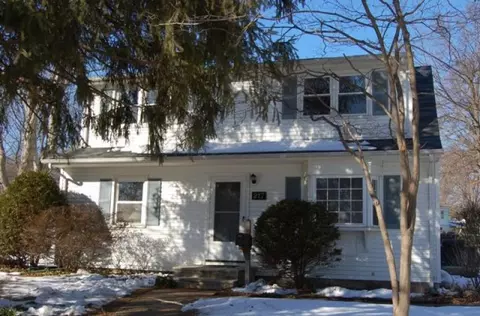 217 Spring Valley Rd, Paramus, NJ 07652 photo 2
