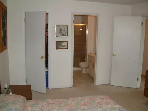 8 Foxhall # A, Middlesex, NJ 08846 photo 12